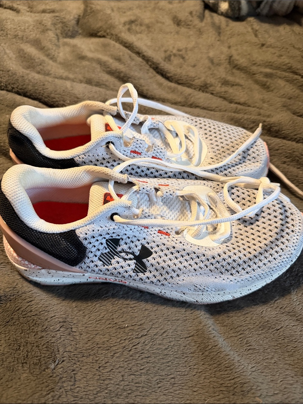 Under Armour White and Black Mesh Running Shoes with Coral Accents - Picture 2 of 6